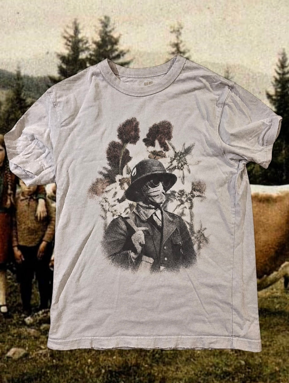 Korps “flowers of war” T-shirt